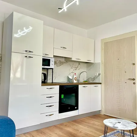 Апартаменты Aden's House Тирана