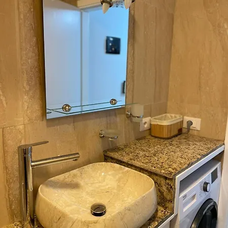 Апартаменты Aden's House Тирана