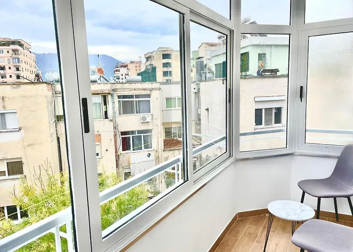 Апартаменты Aden's House *