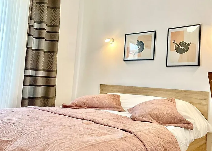 Апартаменты Aden's House Тирана